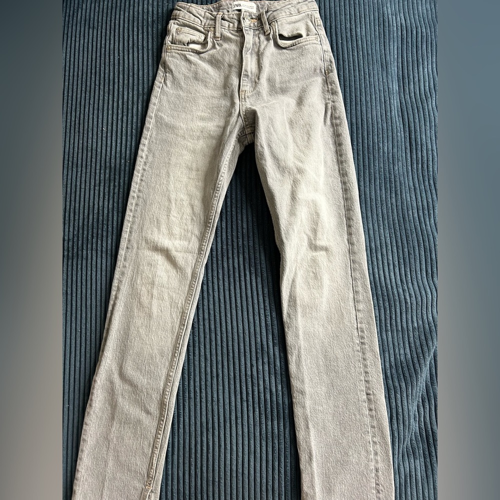 Greg Zara Jeans SIZE 2